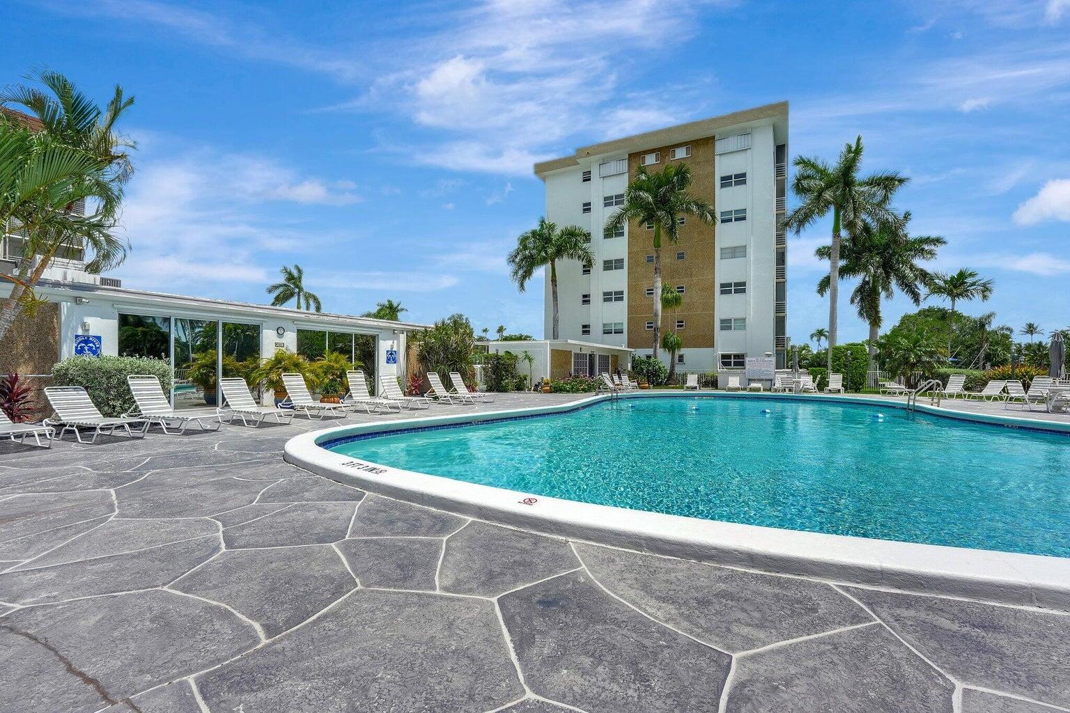 RIVER SHORES CONDO - Residential Lease