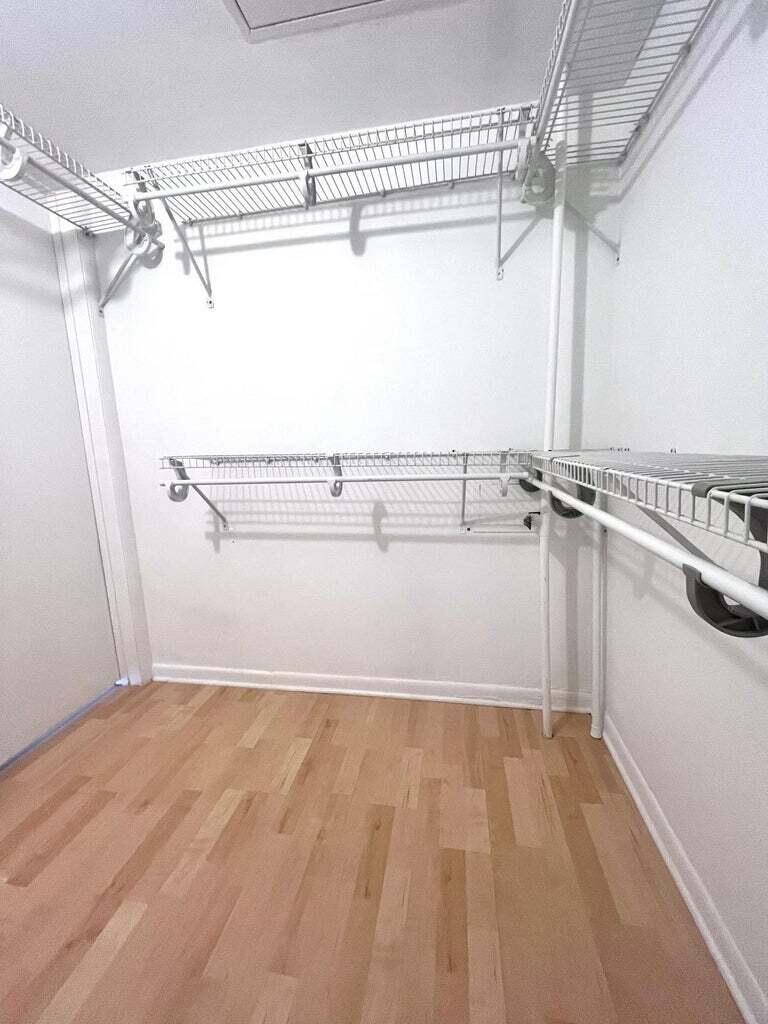 RIVER SHORES CONDO - Residential Lease