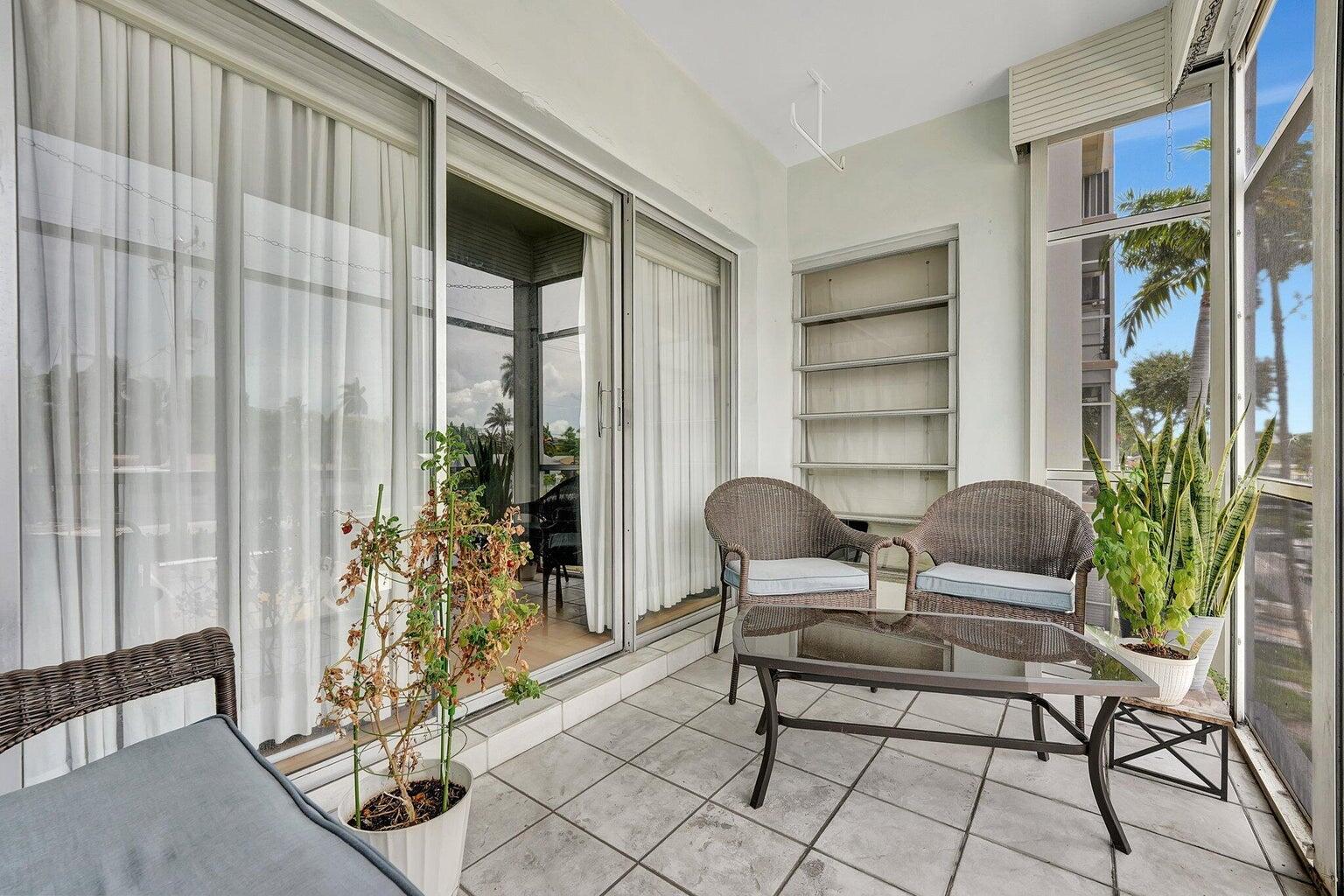 RIVER SHORES CONDO - Residential Lease