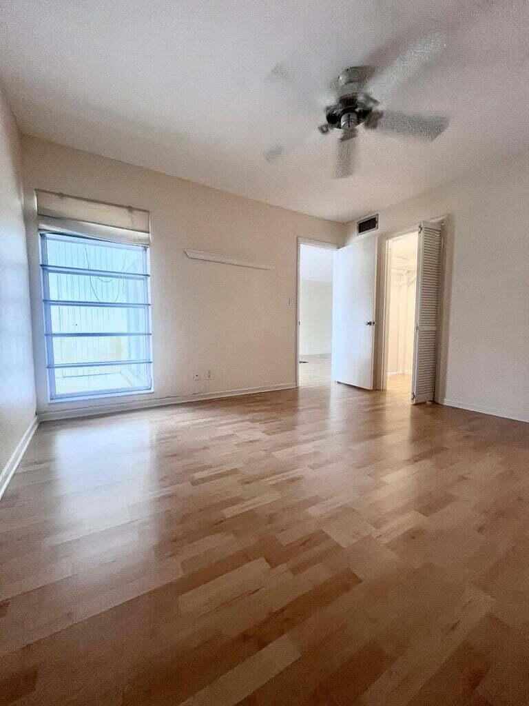 RIVER SHORES CONDO - Residential Lease