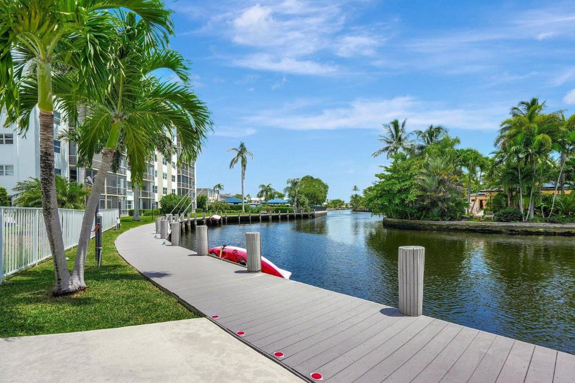 RIVER SHORES CONDO - Residential Lease