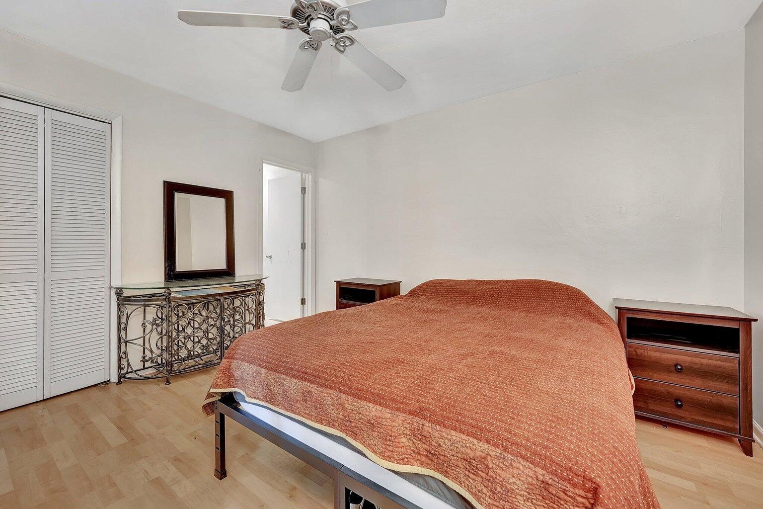 RIVER SHORES CONDO - Residential Lease