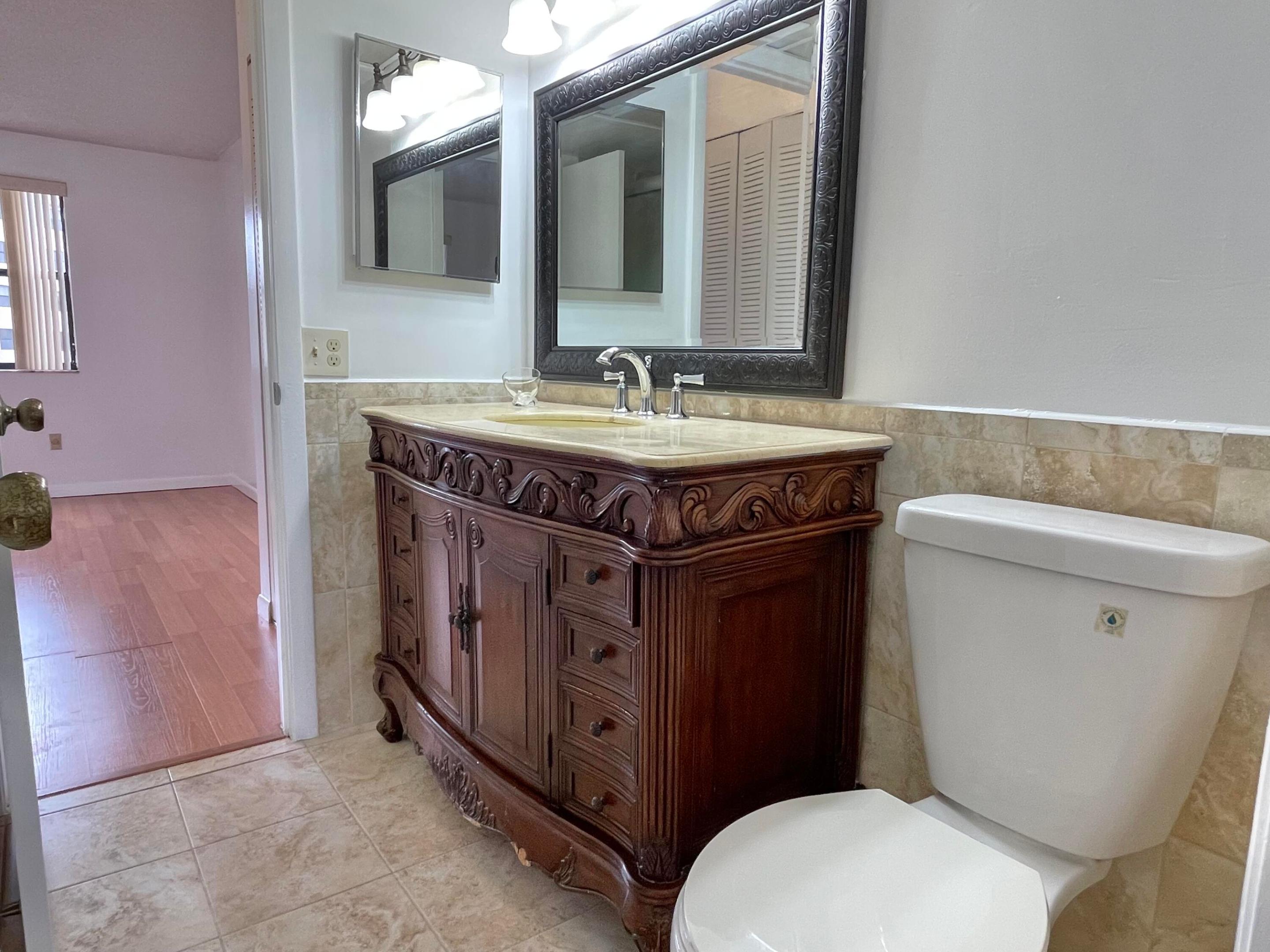 SUNRISE LAKES 219 CONDO UNIT 104 - Residential