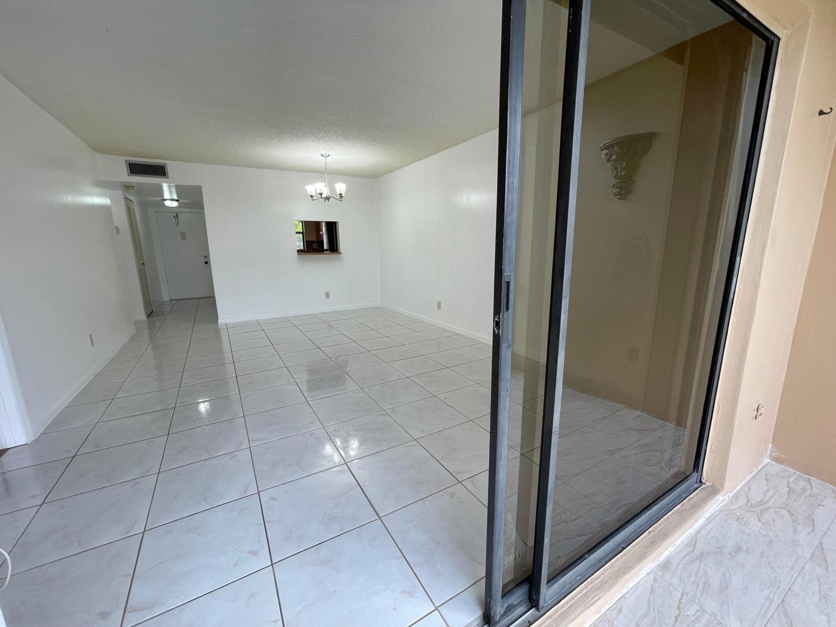 SUNRISE LAKES 219 CONDO UNIT 104 - Residential