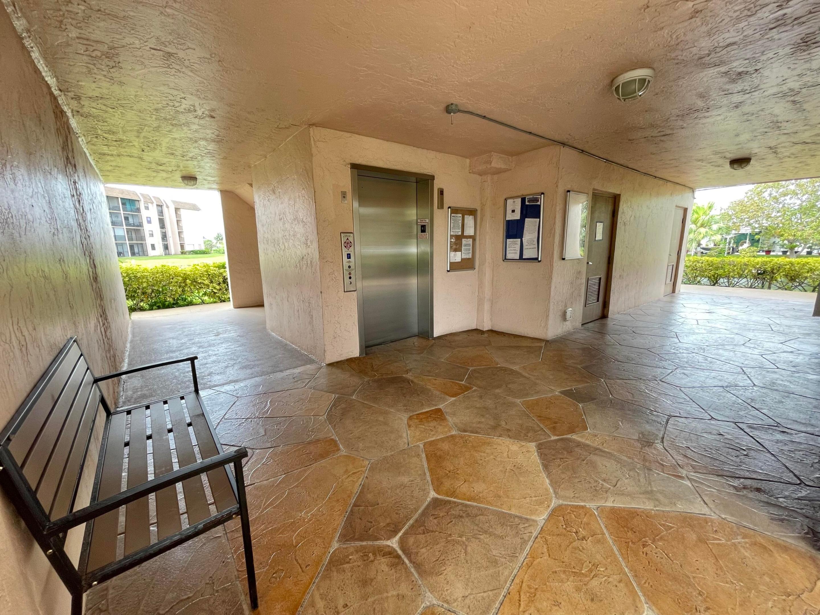 SUNRISE LAKES 219 CONDO UNIT 104 - Residential