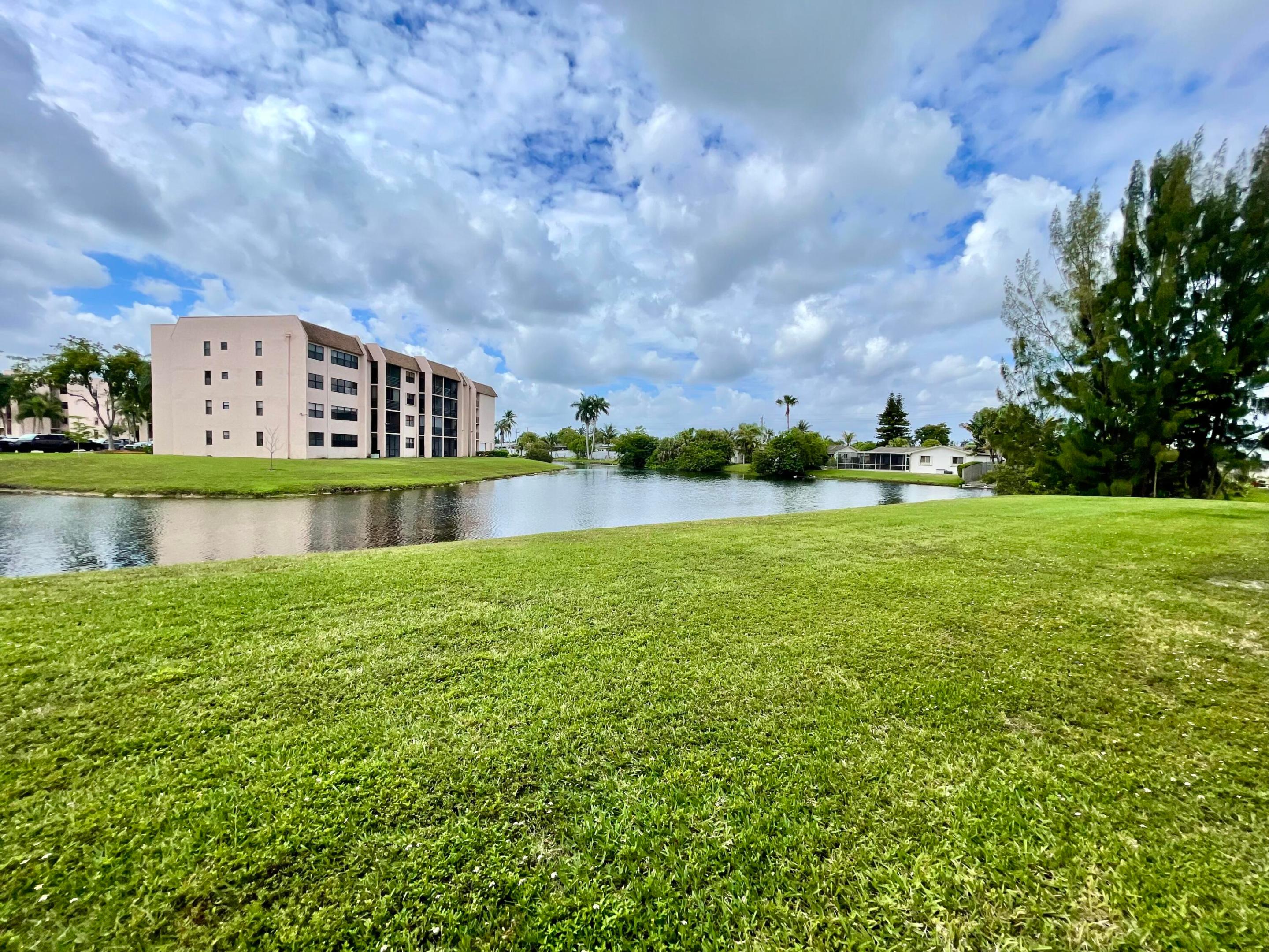 SUNRISE LAKES 219 CONDO UNIT 104 - Residential