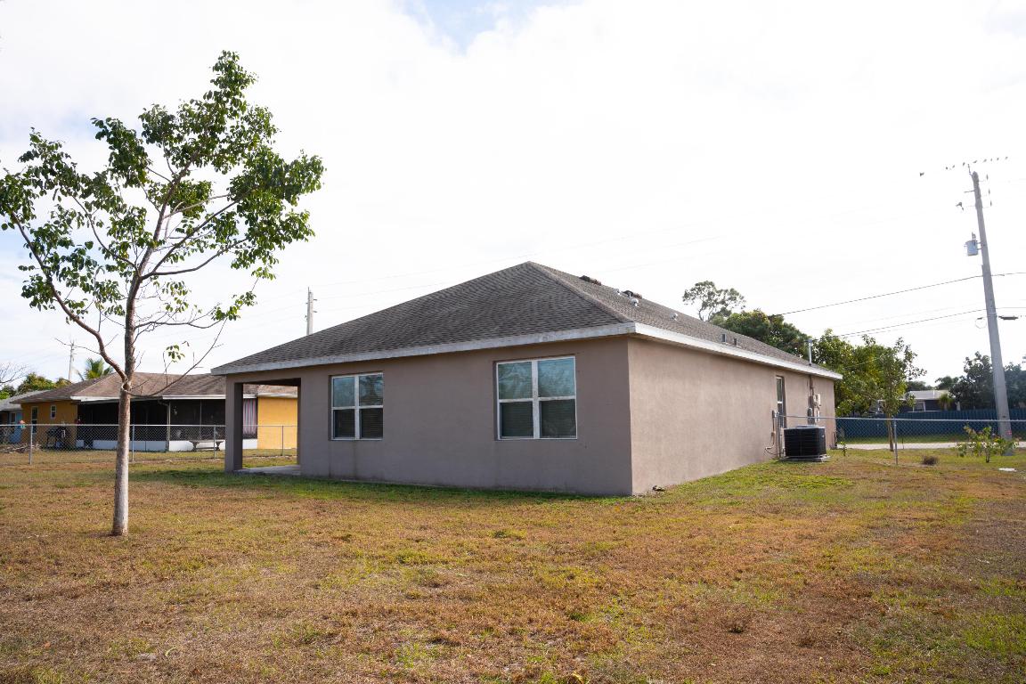 PORT ST LUCIE SECTION 15-BLK - Residential