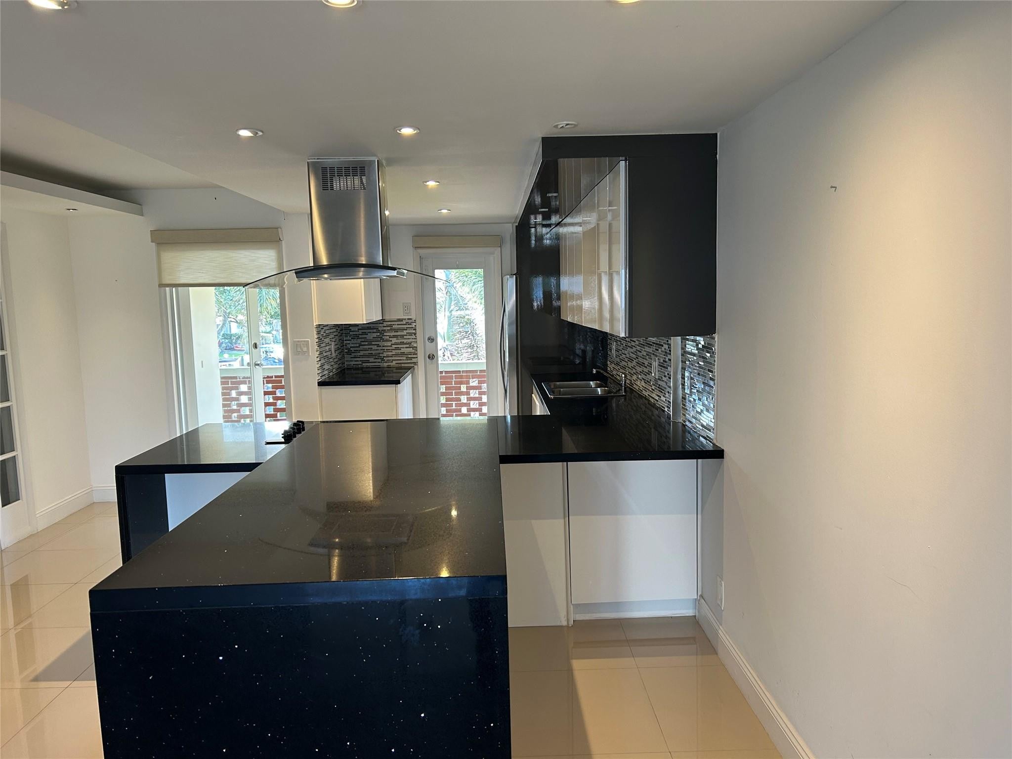 2800 NE 14th Street Causeway 208
