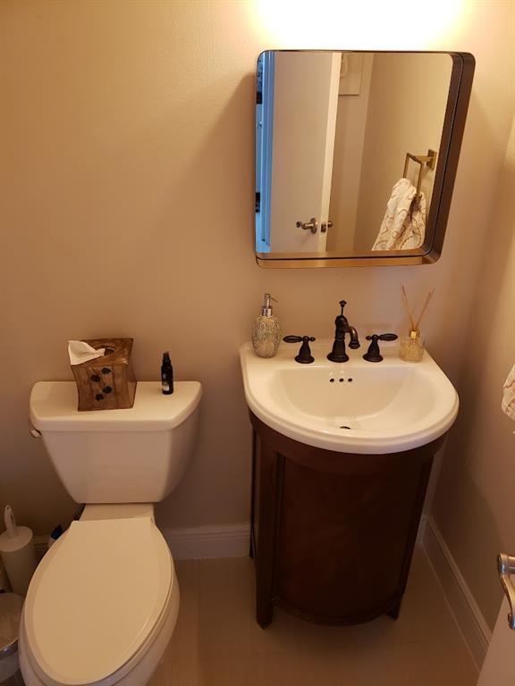 GALT TOWERS CONDO - Residential Lease