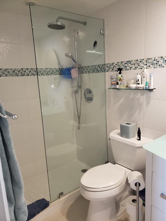 GALT TOWERS CONDO - Residential Lease