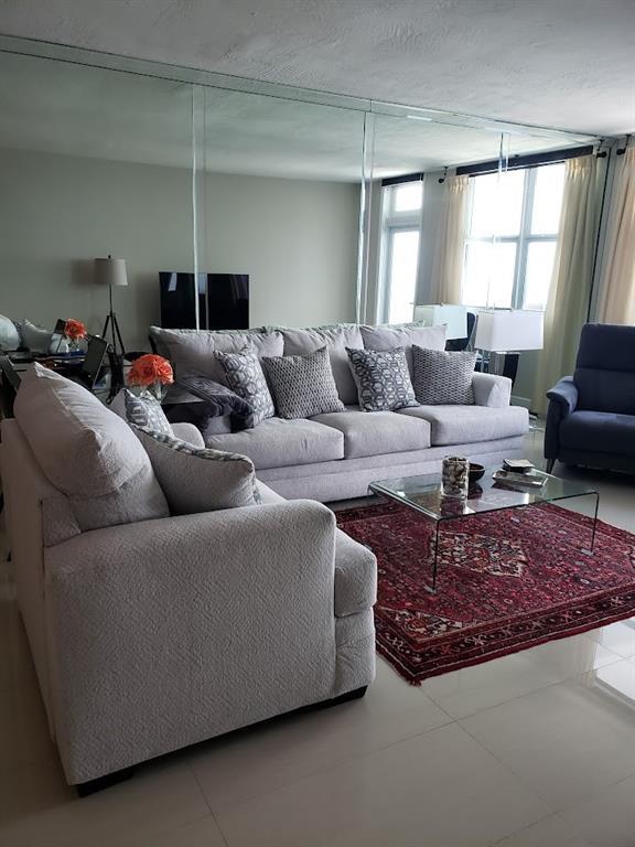 GALT TOWERS CONDO - Residential Lease