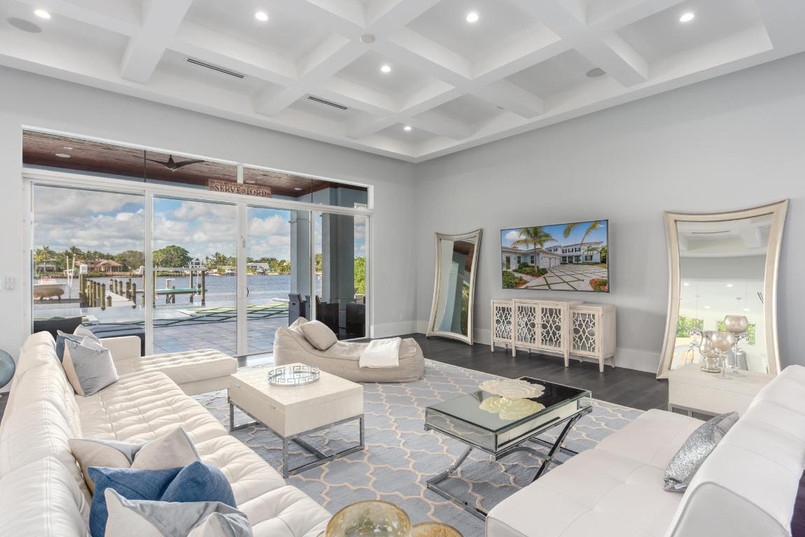 RIVERSIDE ON THE LOXAHATCHEE - Residential