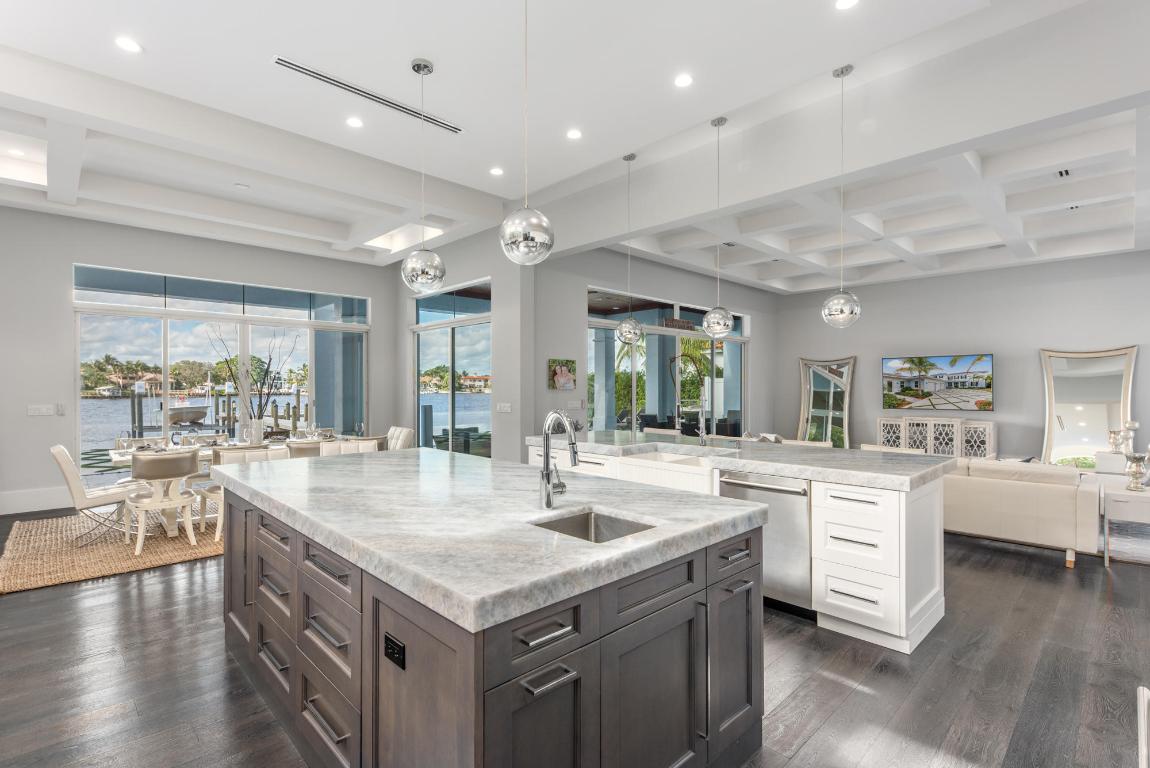 RIVERSIDE ON THE LOXAHATCHEE - Residential