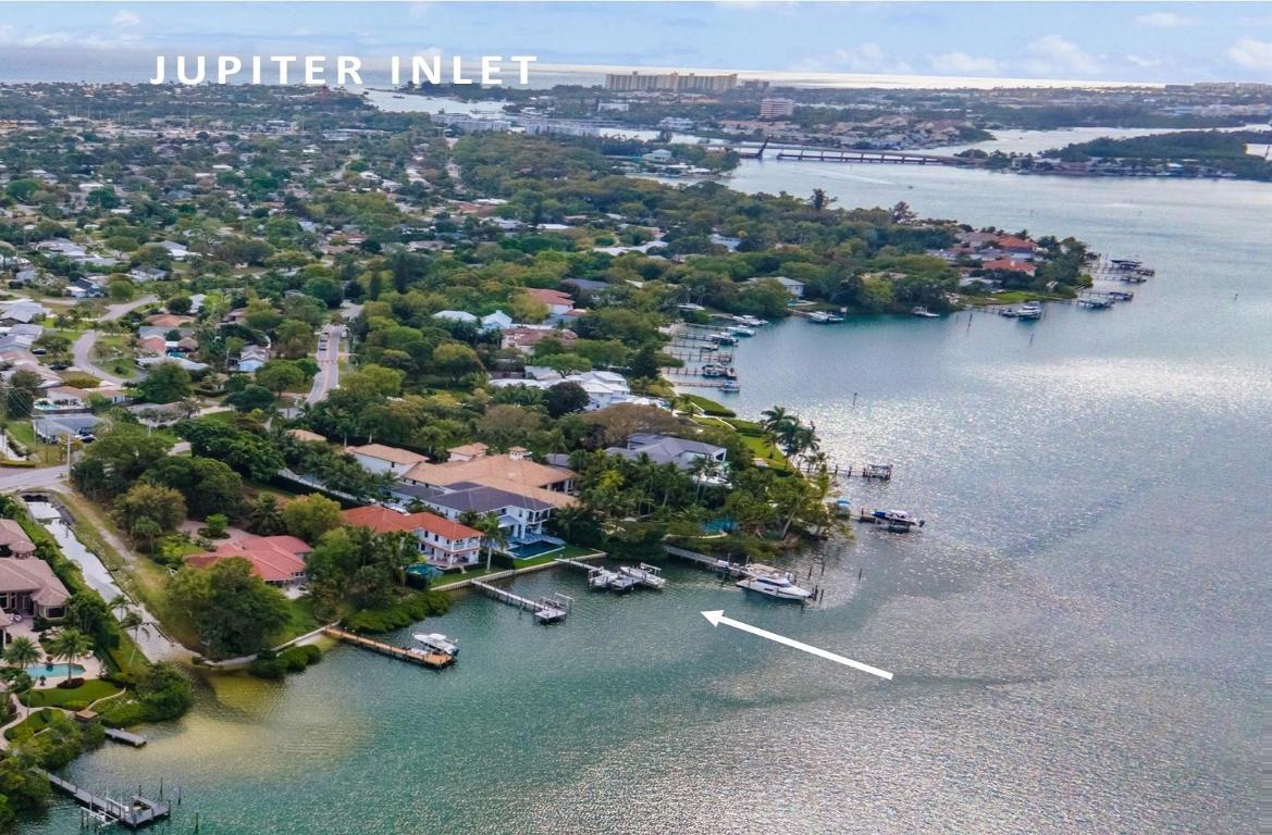 RIVERSIDE ON THE LOXAHATCHEE - Residential