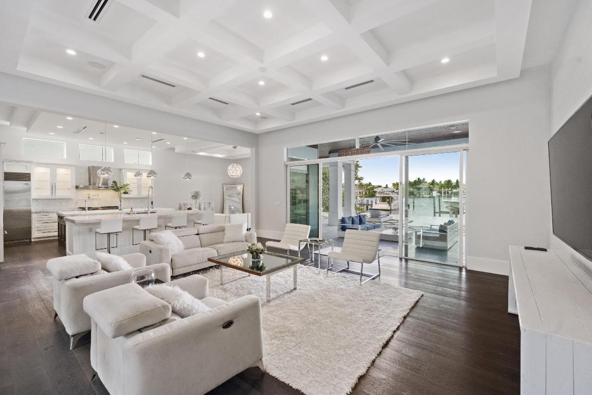 RIVERSIDE ON THE LOXAHATCHEE - Residential