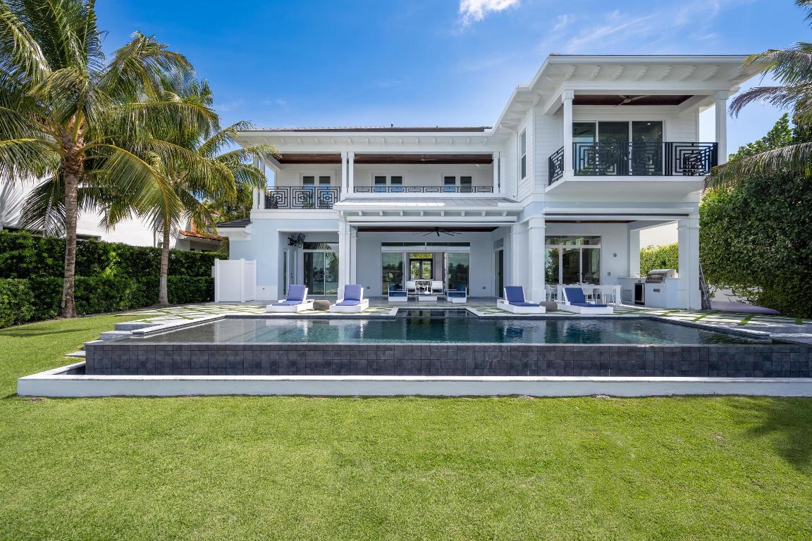 RIVERSIDE ON THE LOXAHATCHEE - Residential