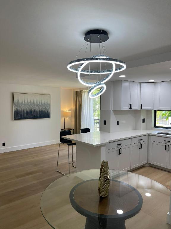 PLAZA OF AMERICAS CONDO PART 3 - Residential