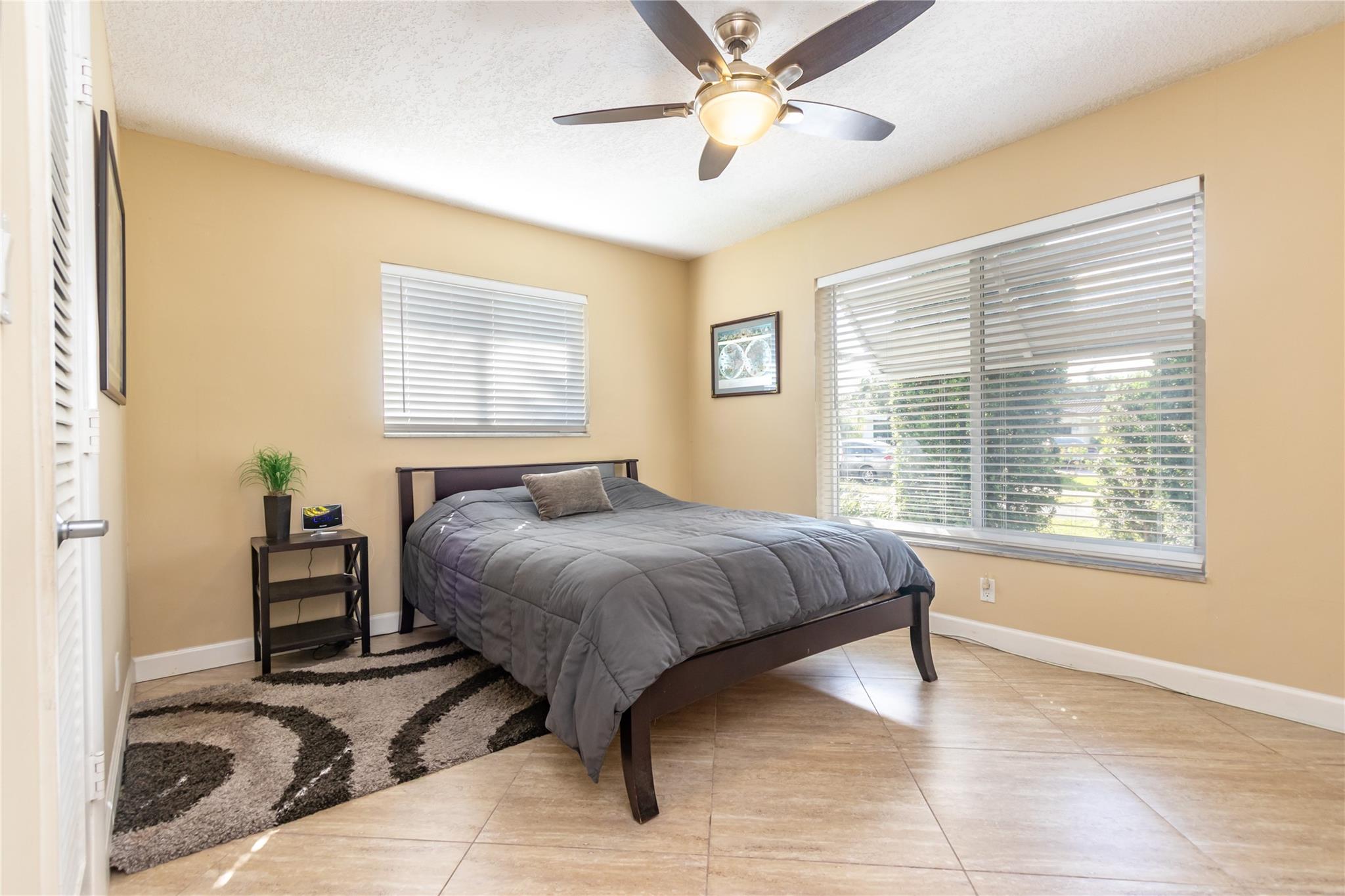 Tamarac Hills 1st Sec 57- - Residential