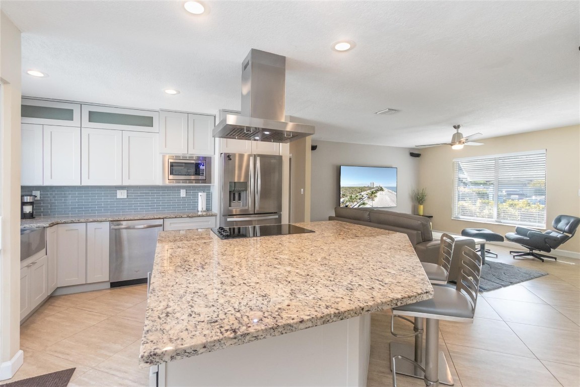 4460 NW 17th Terrace