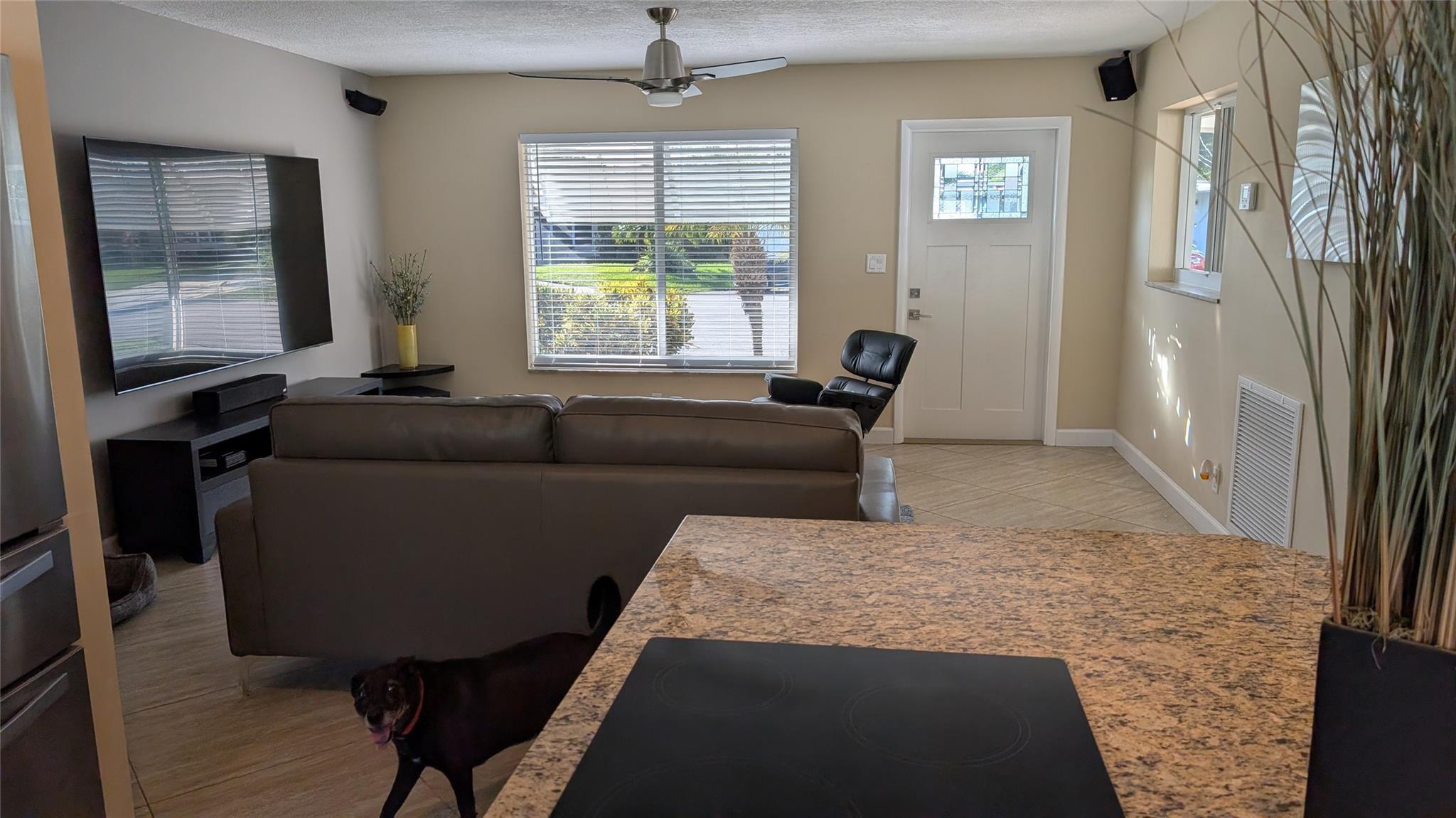 Tamarac Hills 1st Sec 57- - Residential