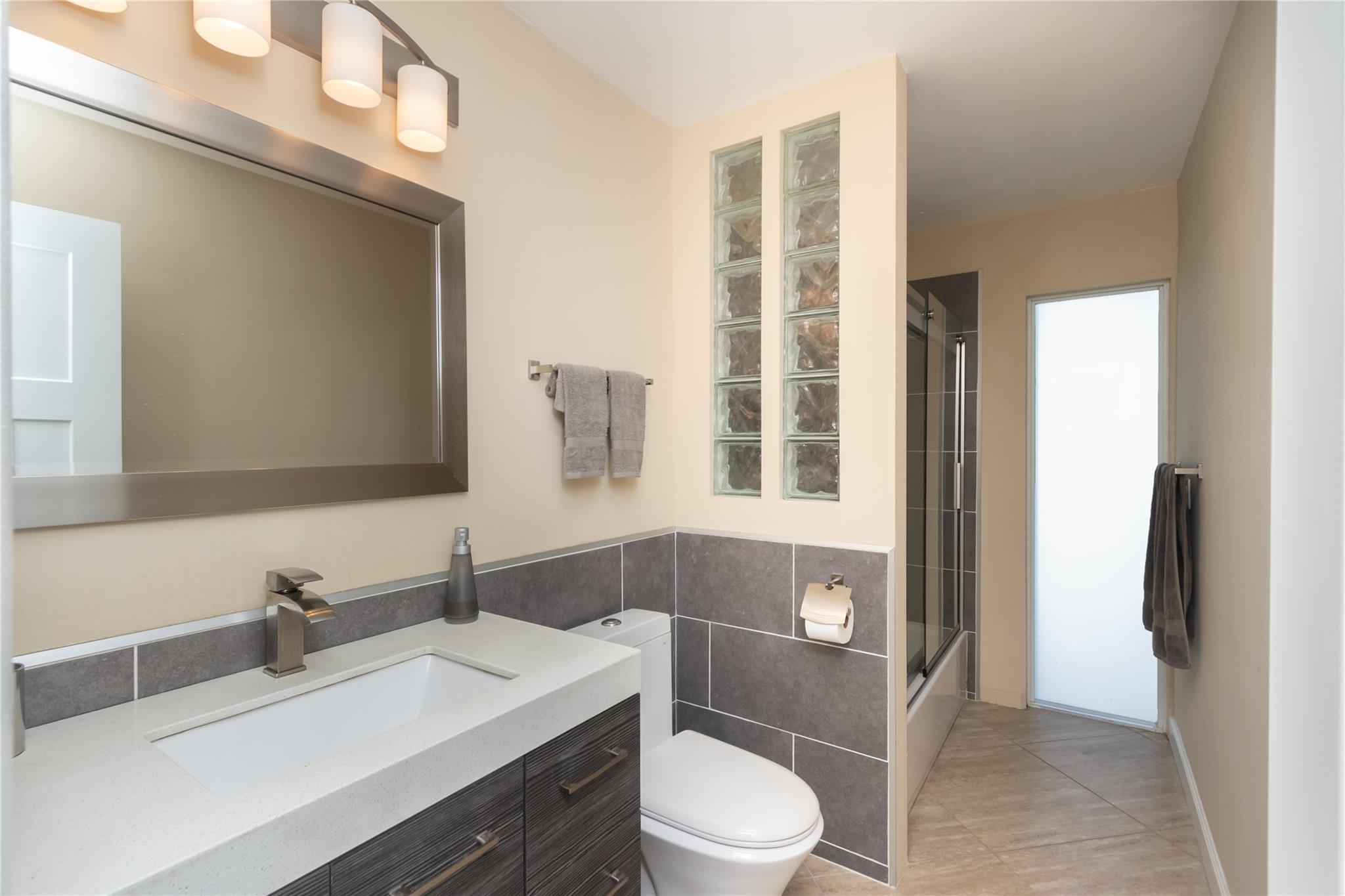 Tamarac Hills 1st Sec 57- - Residential