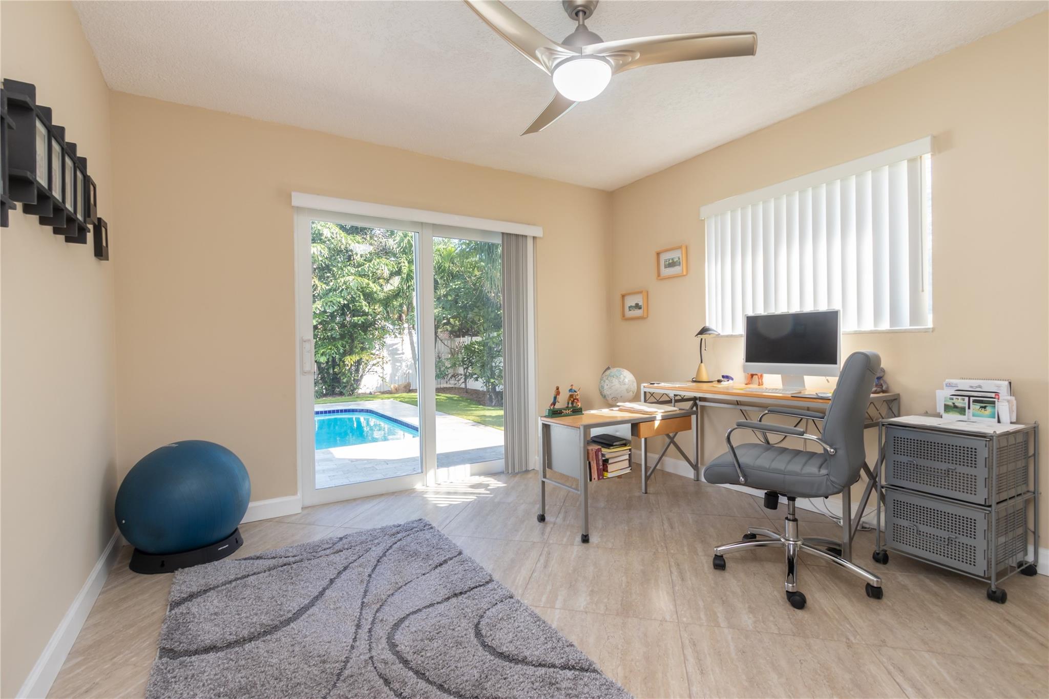 Tamarac Hills 1st Sec 57- - Residential