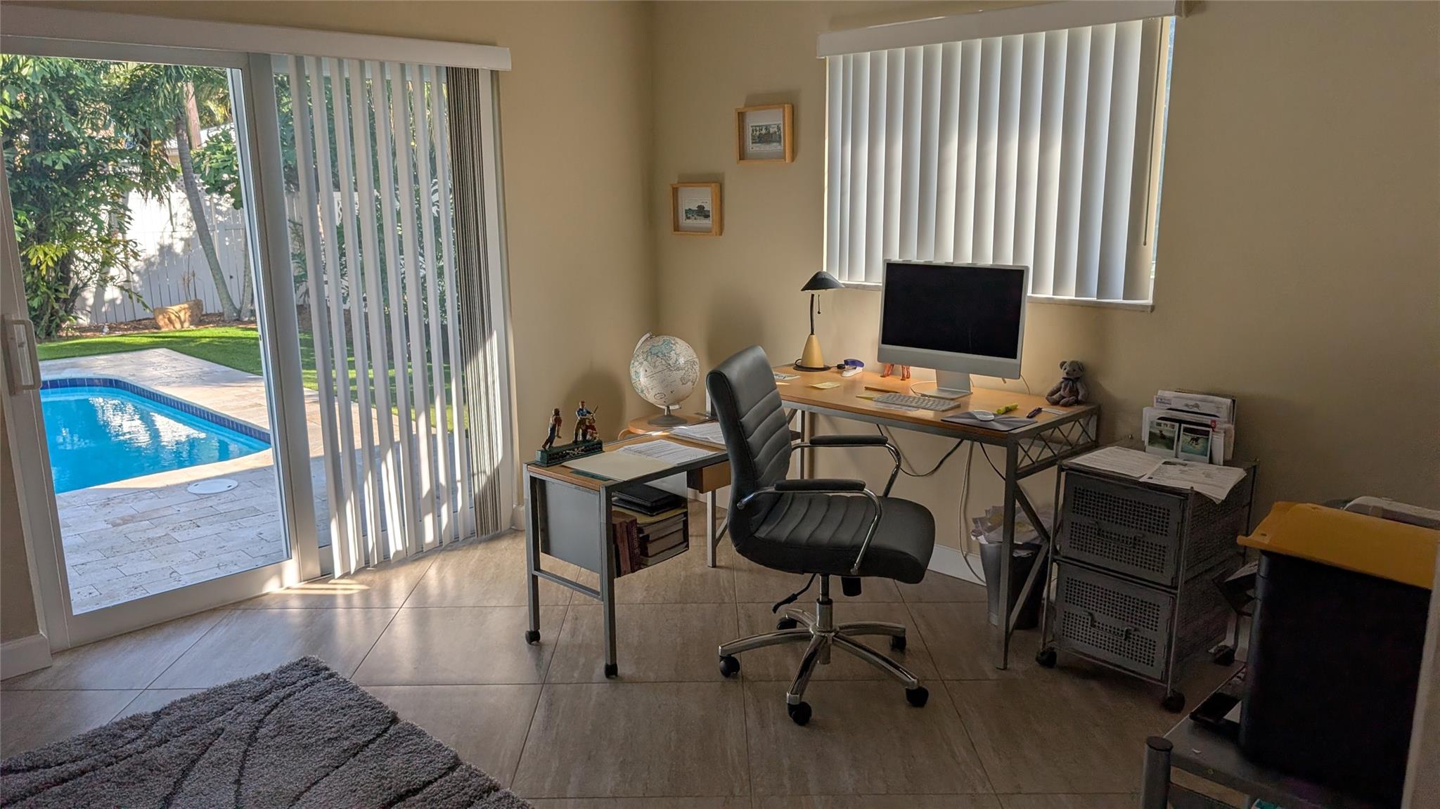 Tamarac Hills 1st Sec 57- - Residential