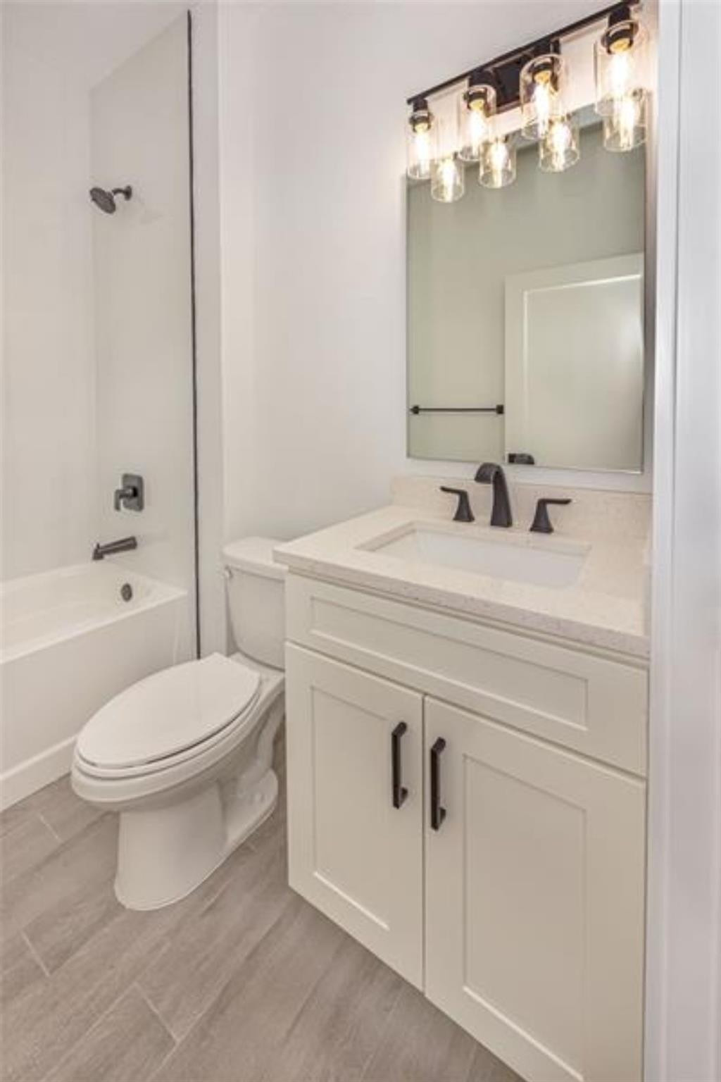 SUNLAND GARDENS - Residential