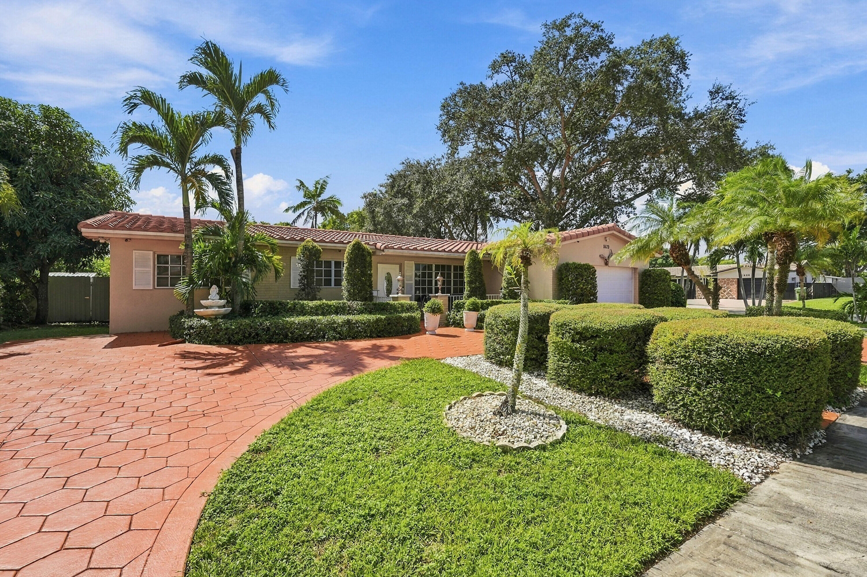 8670 NW 19TH Street