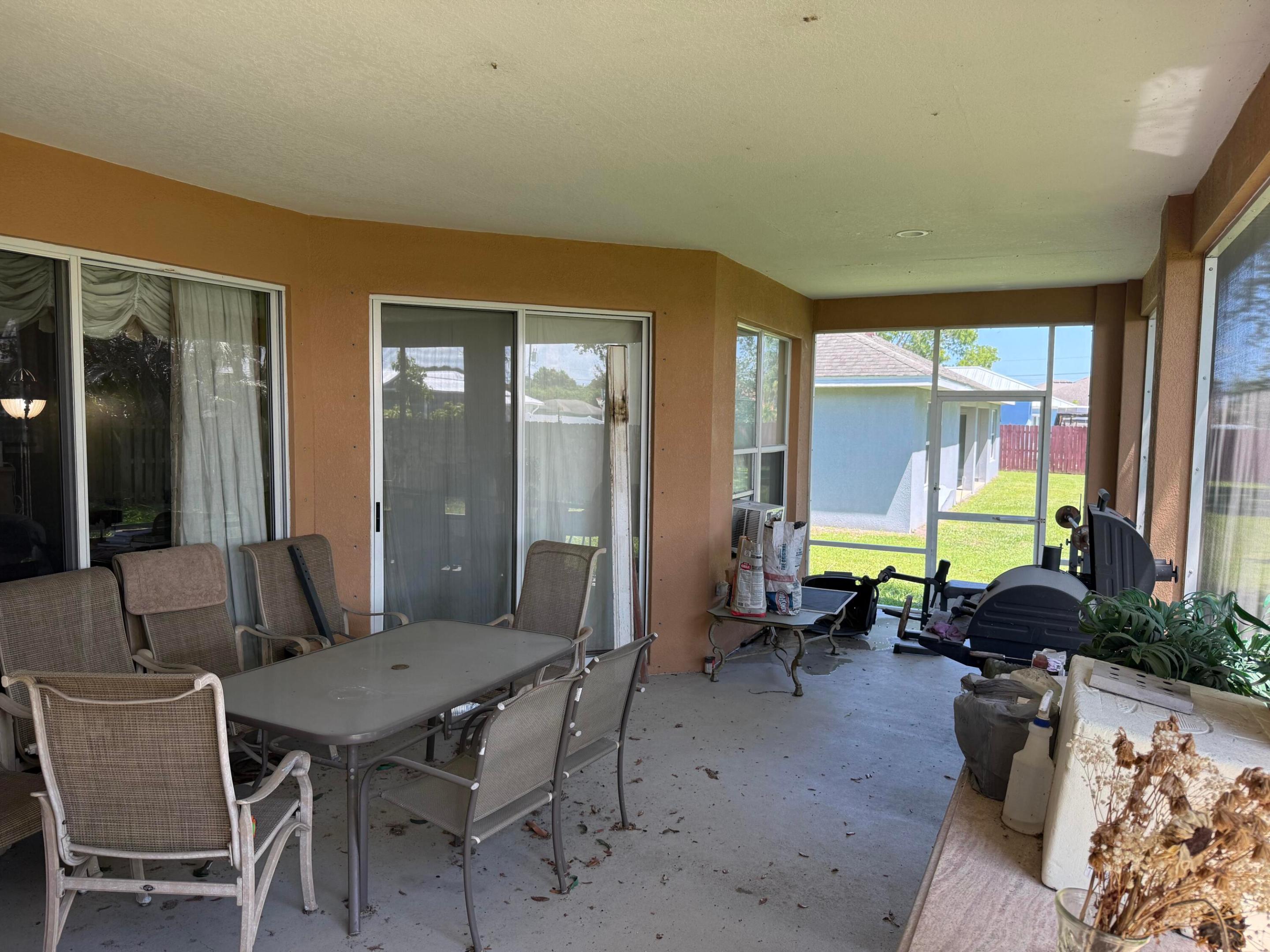 PORT ST LUCIE SECTION 47 - Residential