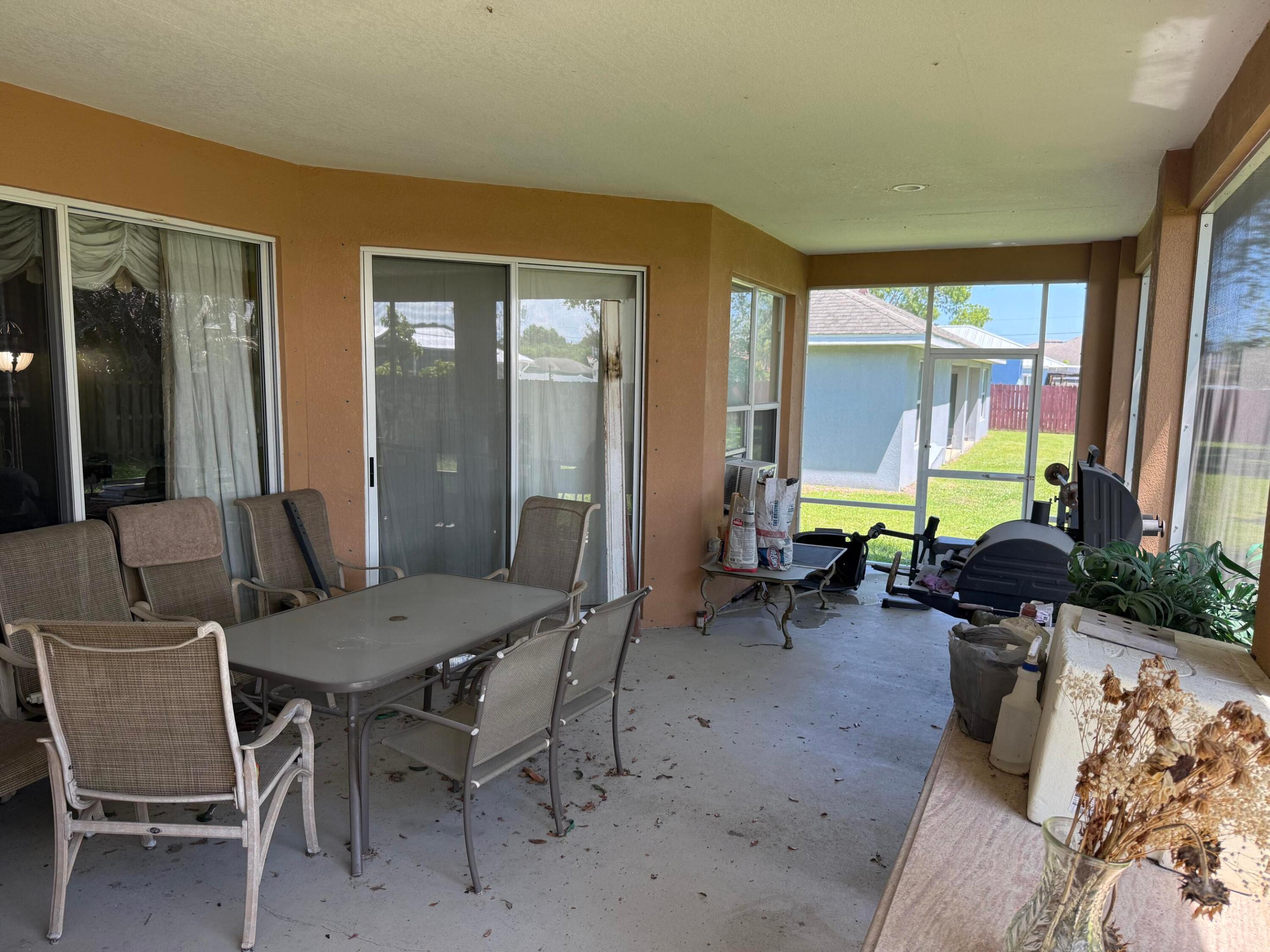 PORT ST LUCIE SECTION 47 - Residential
