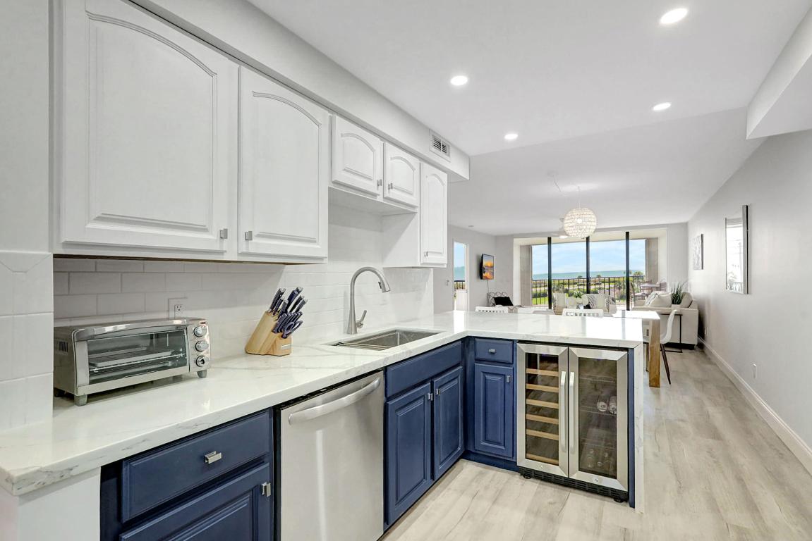 BRYN MAWR OCEAN TOWERS, A CONDOMINIUM - Residential Lease