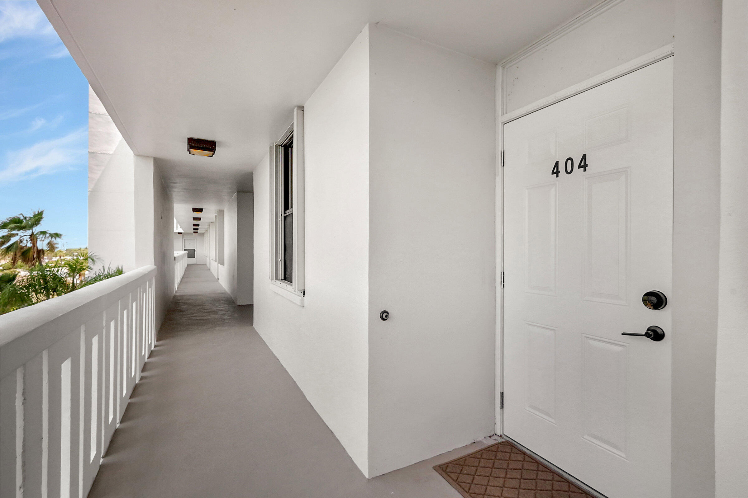 BRYN MAWR OCEAN TOWERS, A CONDOMINIUM - Residential Lease