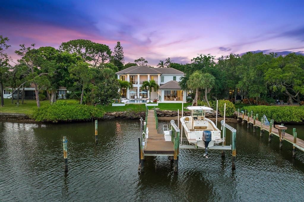 Photo of 19651 Riverside Drive, Jupiter, FL 33469 (MLS # R10831230)