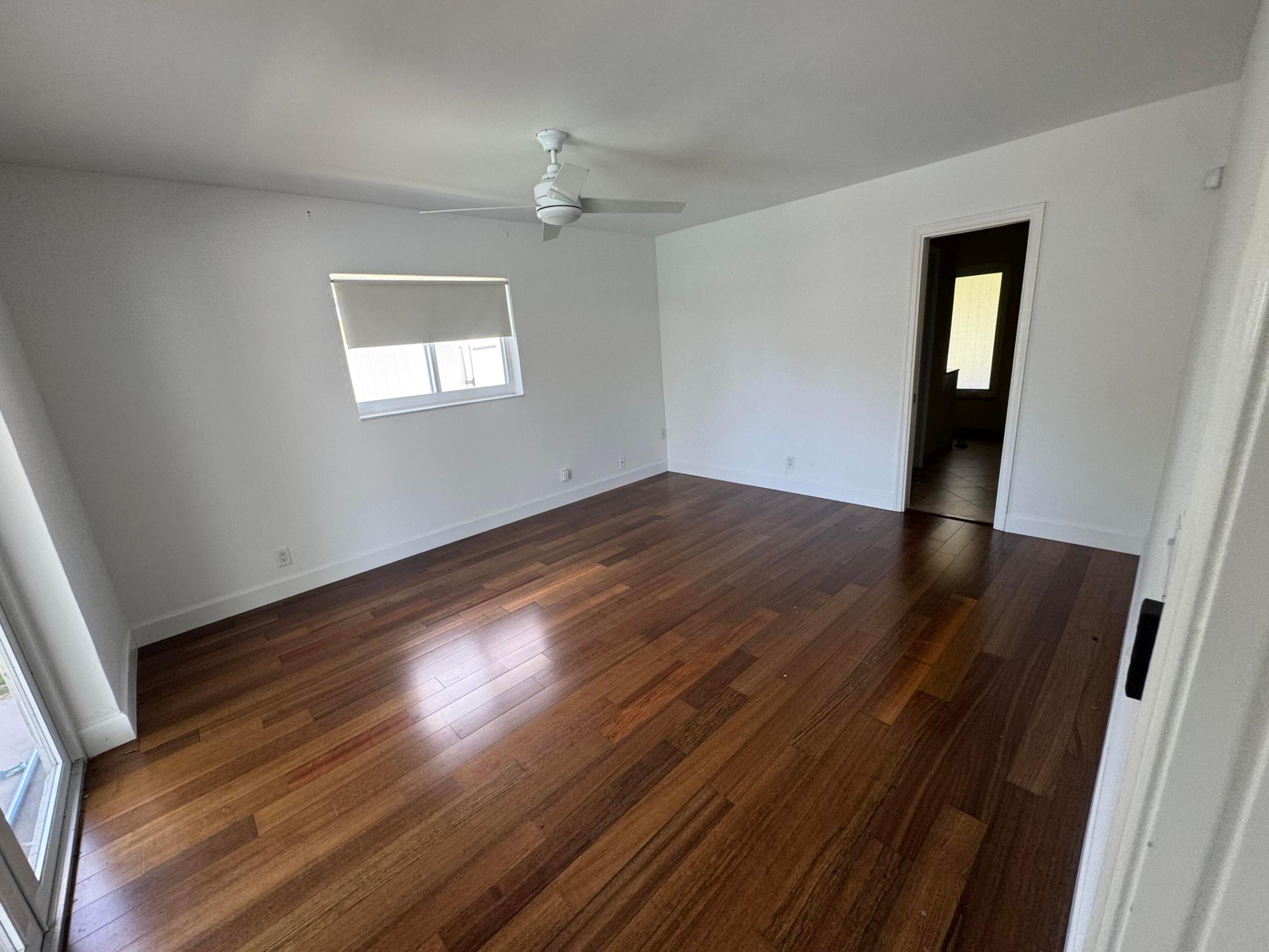 2800 NE 57th Court