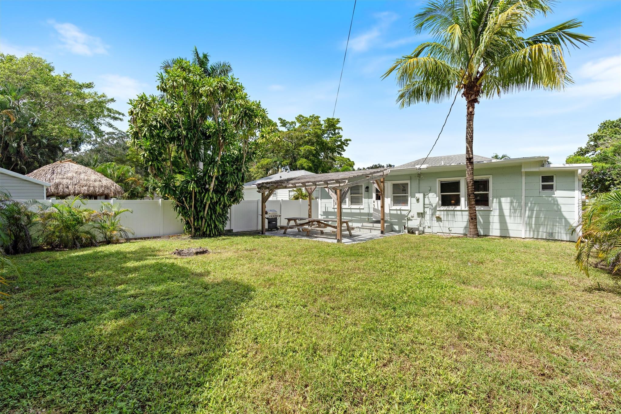 TARPON RIVER - Residential