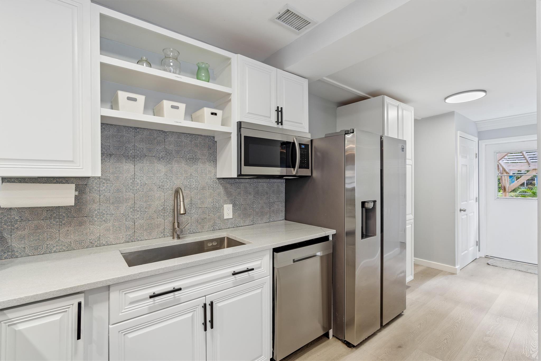 TARPON RIVER - Residential