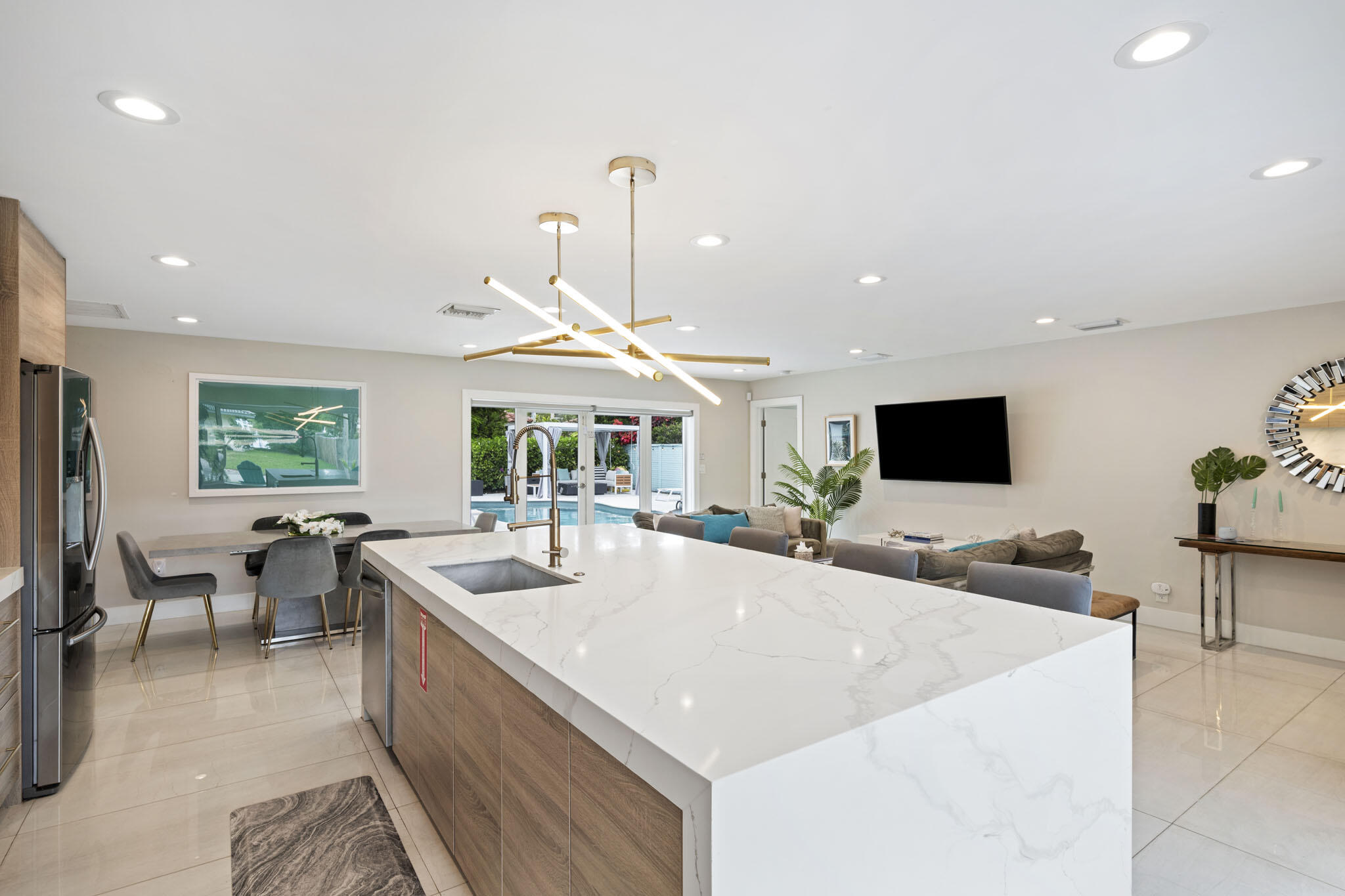 LAUDERDALE BEACH EXT - Residential Lease