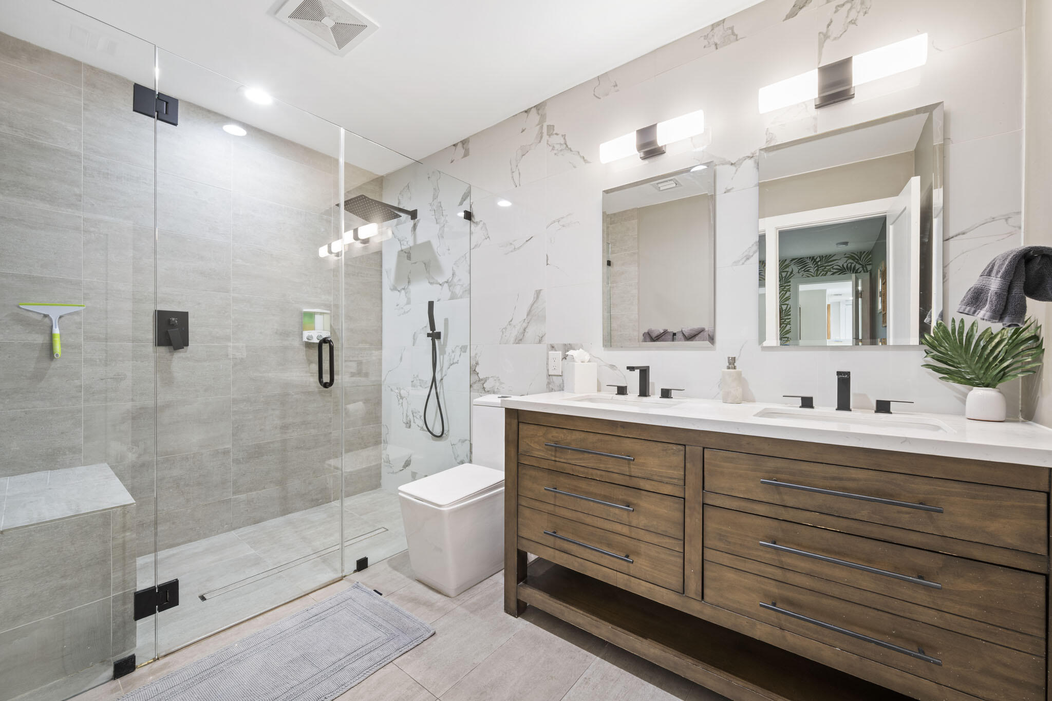 LAUDERDALE BEACH EXT - Residential Lease