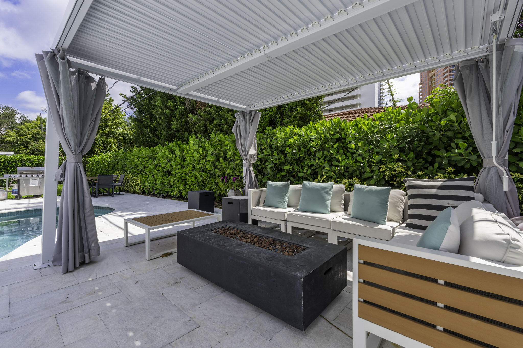 LAUDERDALE BEACH EXT - Residential Lease