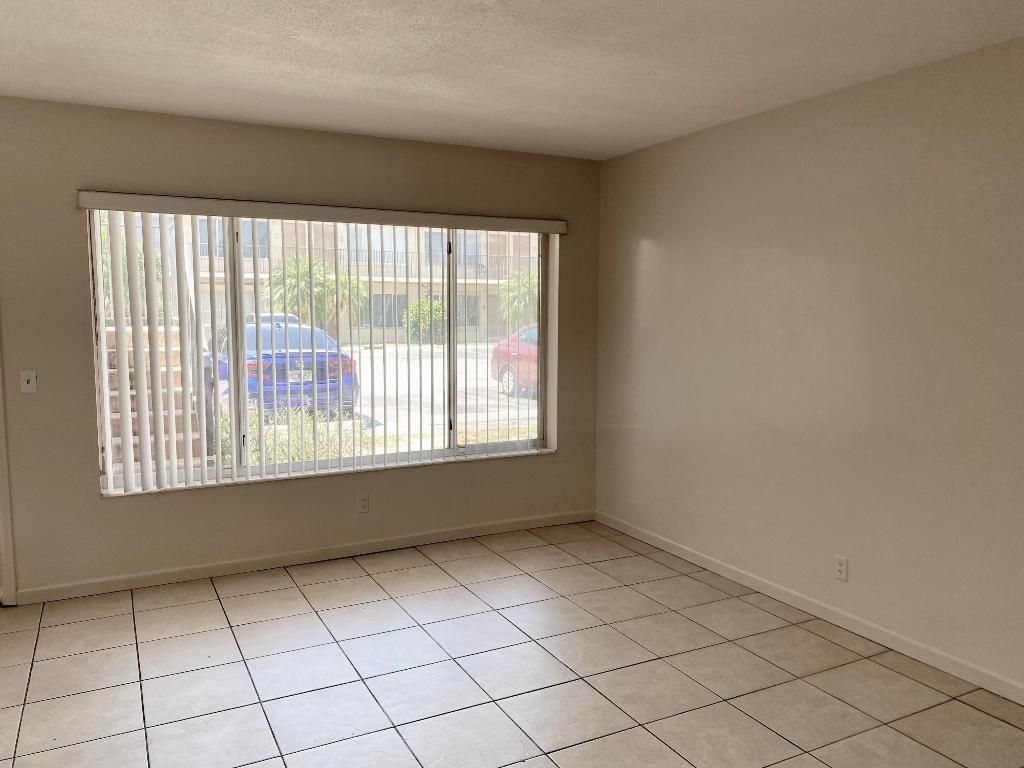 Photo of 2309 S Federal Highway #1, Boynton Beach, FL 33435 (MLS # R11046597)