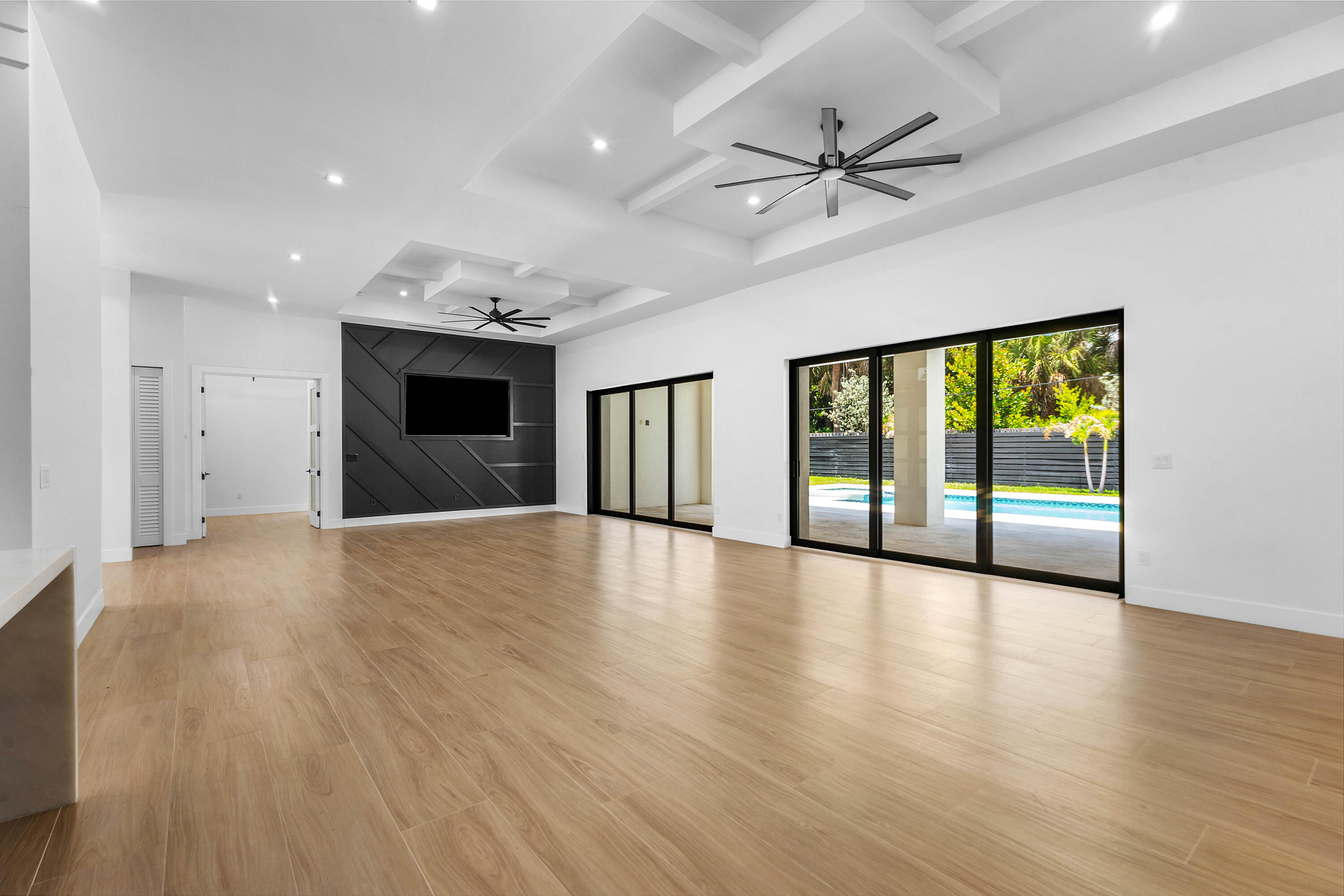 LOXAHATCHEE GARDENS IN - Residential