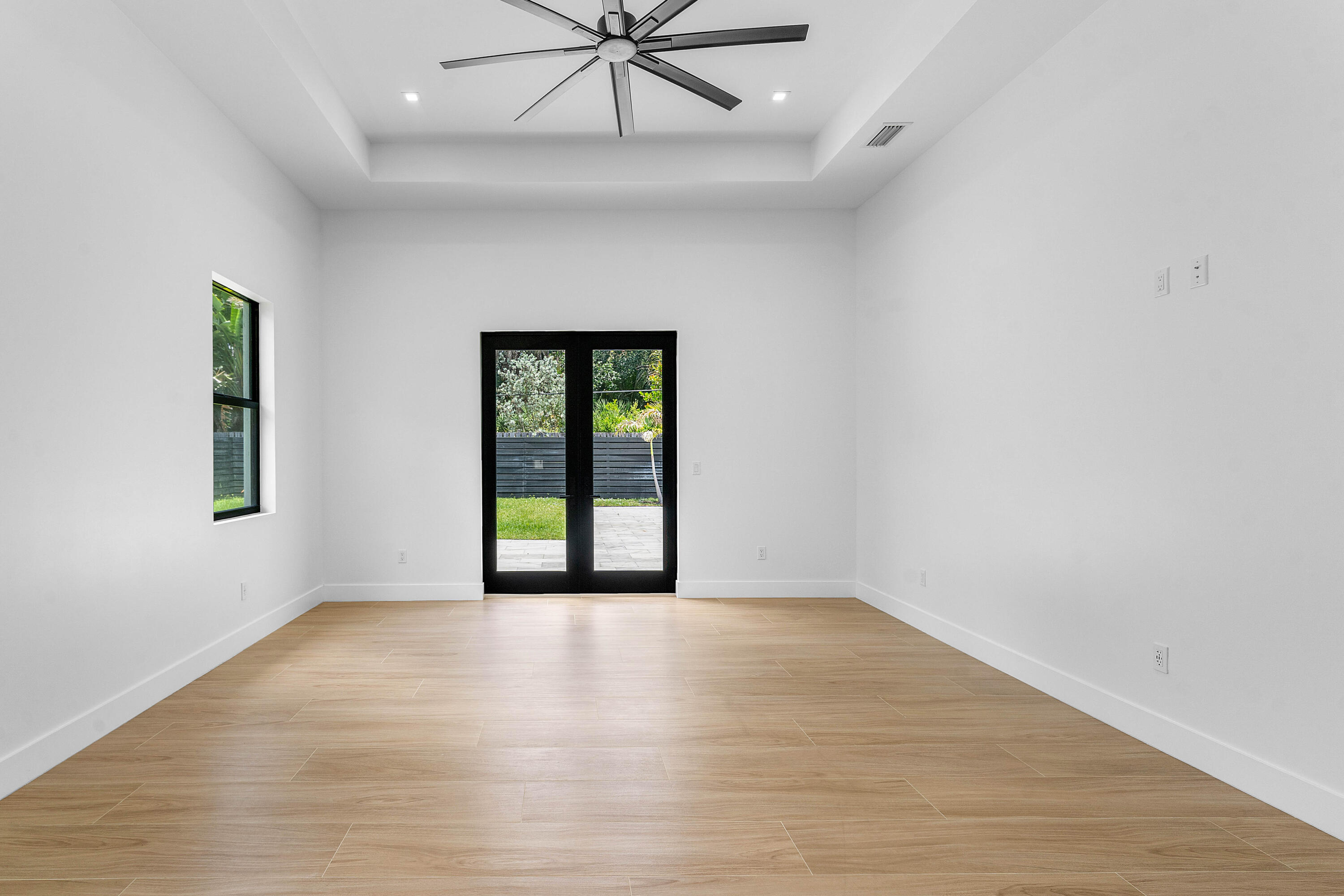 LOXAHATCHEE GARDENS IN - Residential