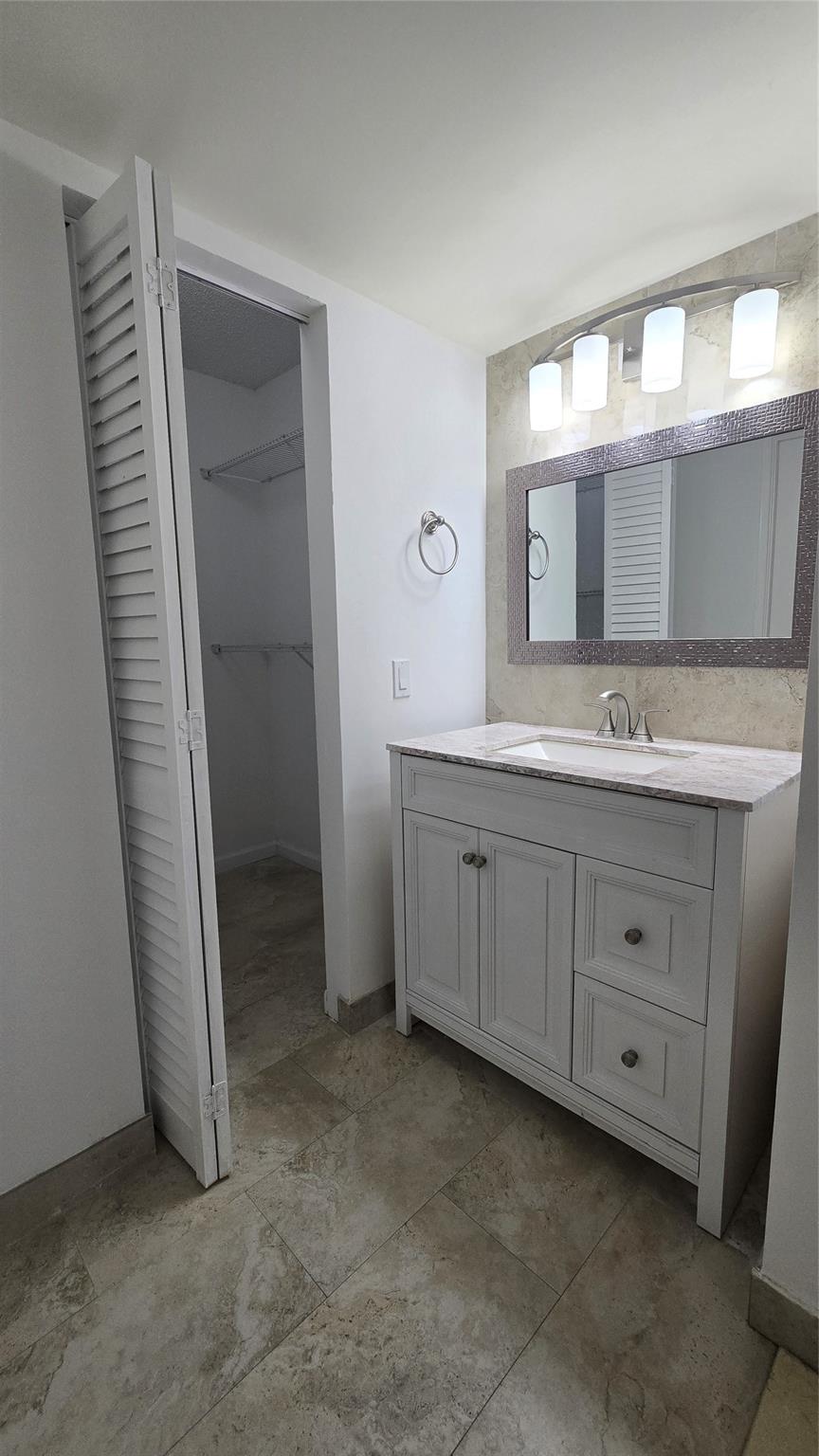 Breezes At Palm Aire Cond - Residential Lease