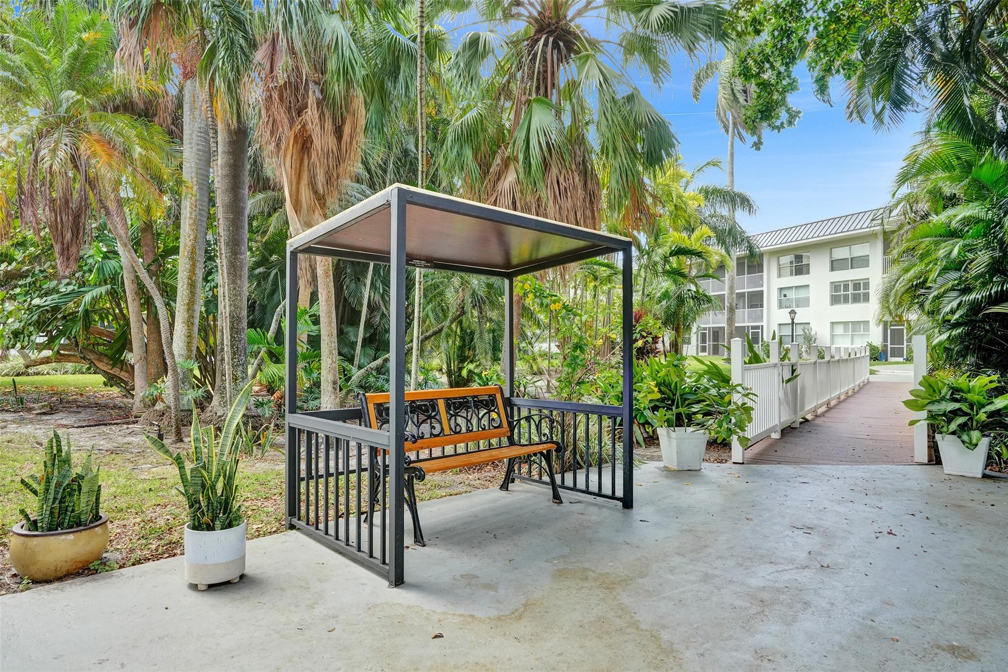 Kings Park Garden Apts Co - Residential Lease