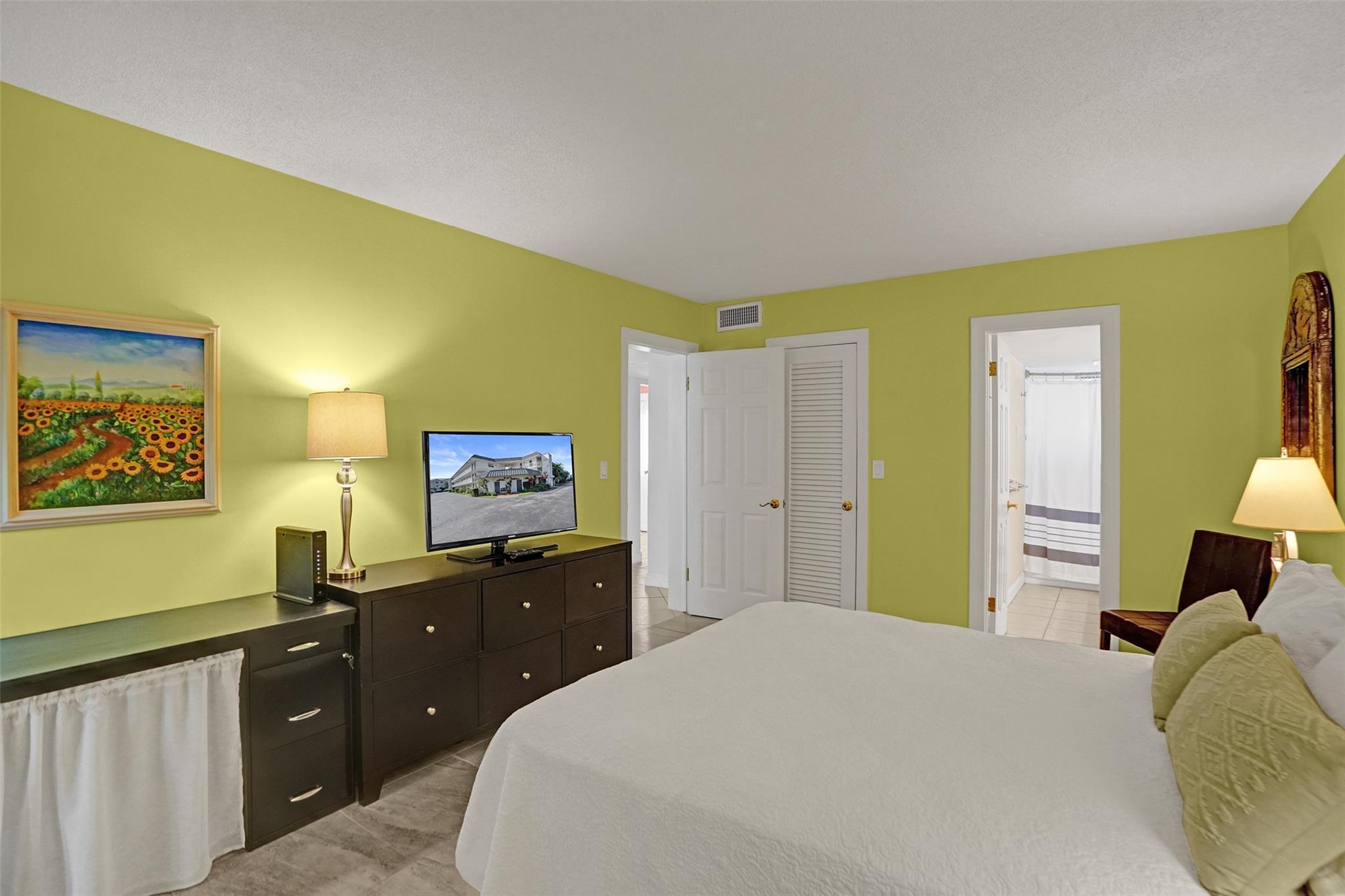 Kings Park Garden Apts Co - Residential Lease