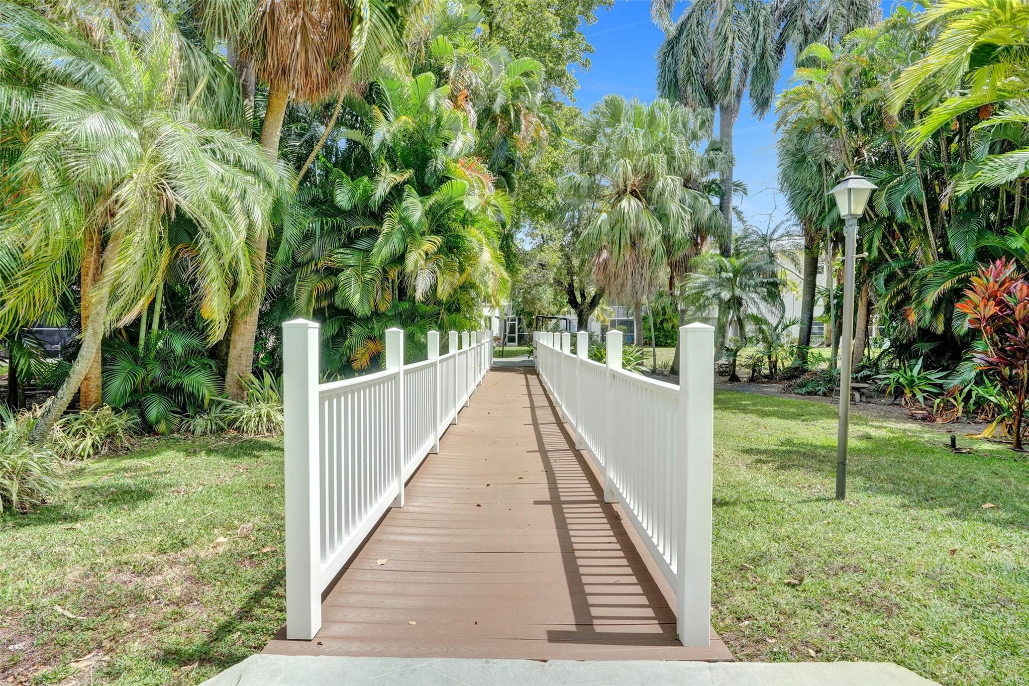 Kings Park Garden Apts Co - Residential Lease