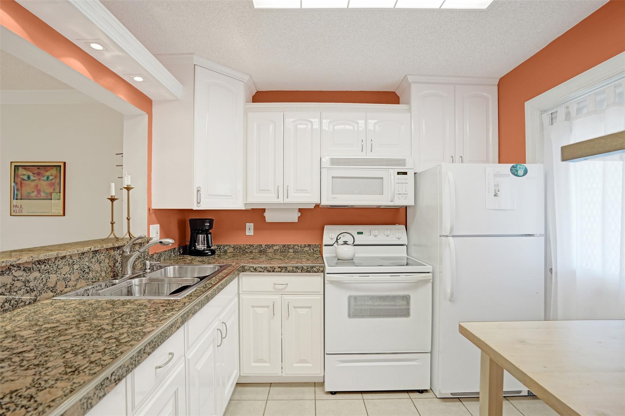 Kings Park Garden Apts Co - Residential Lease