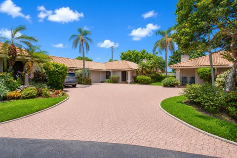Photo of 7986 Palacio Del Mar Drive, Boca Raton, FL 33433 (MLS # B26040895)