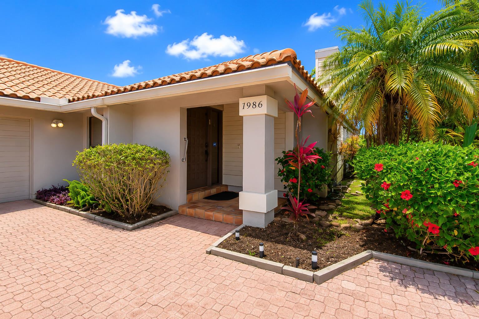 7986 Palacio Del Mar Drive